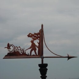 girouette de toit, girouette de toit artisanale, girouette de jardin artisanale, girouette de jardin originale, fabrication girouette de toit, girouetterie coudray macouard, fabrication girouette de toit, fabricant de girouette artisanale, fabricant de girouette, fabricant de girouette maine et loire,